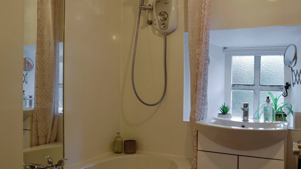 Photo of Bathroom in Abernethy
