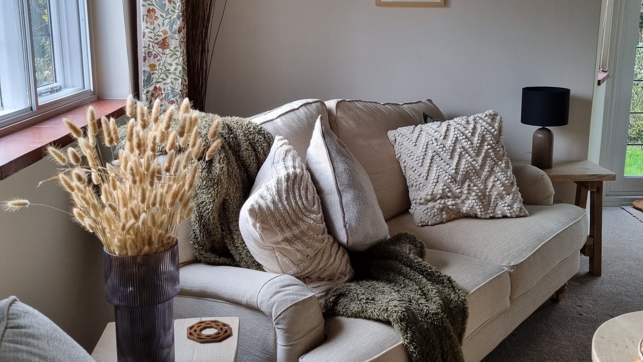 Photo of Livingroom in Brighstone