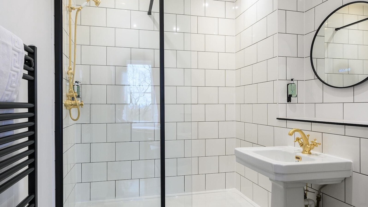 Photo of Bathroom in New Town