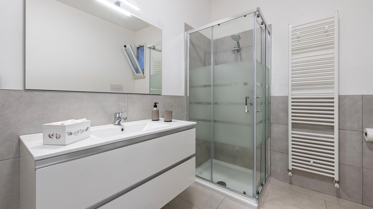 Photo of Bathroom in San Felice del Benaco