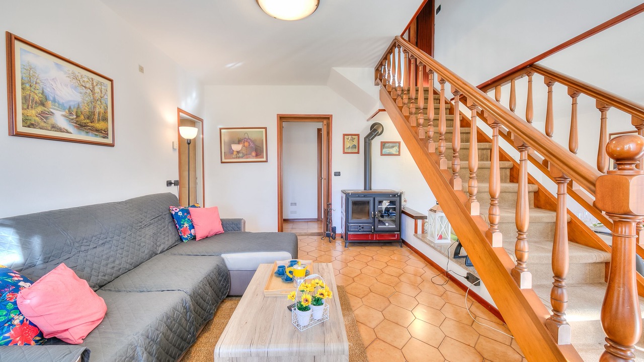 Photo of Livingroom in Angera
