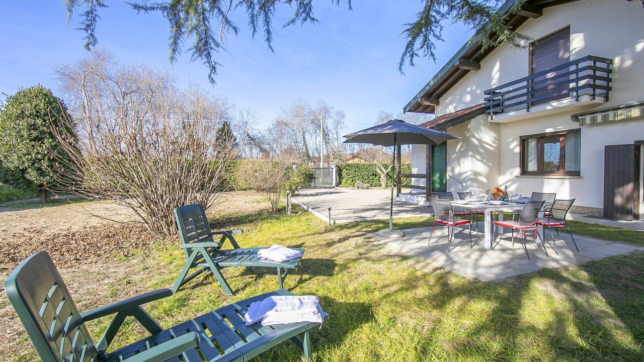 Photo of Outdoor in Angera