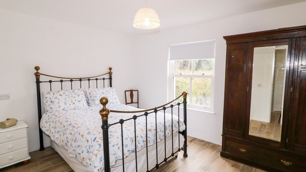 Photo of Bedroom in Lisnagunogue