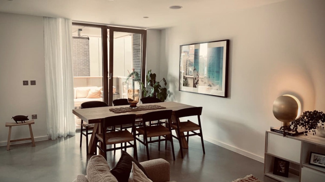 Photo of Livingroom in Hackney