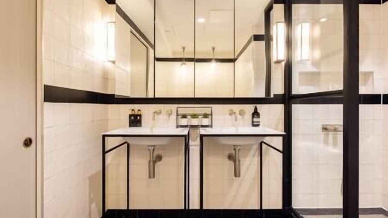Photo of Bathroom in Soho
