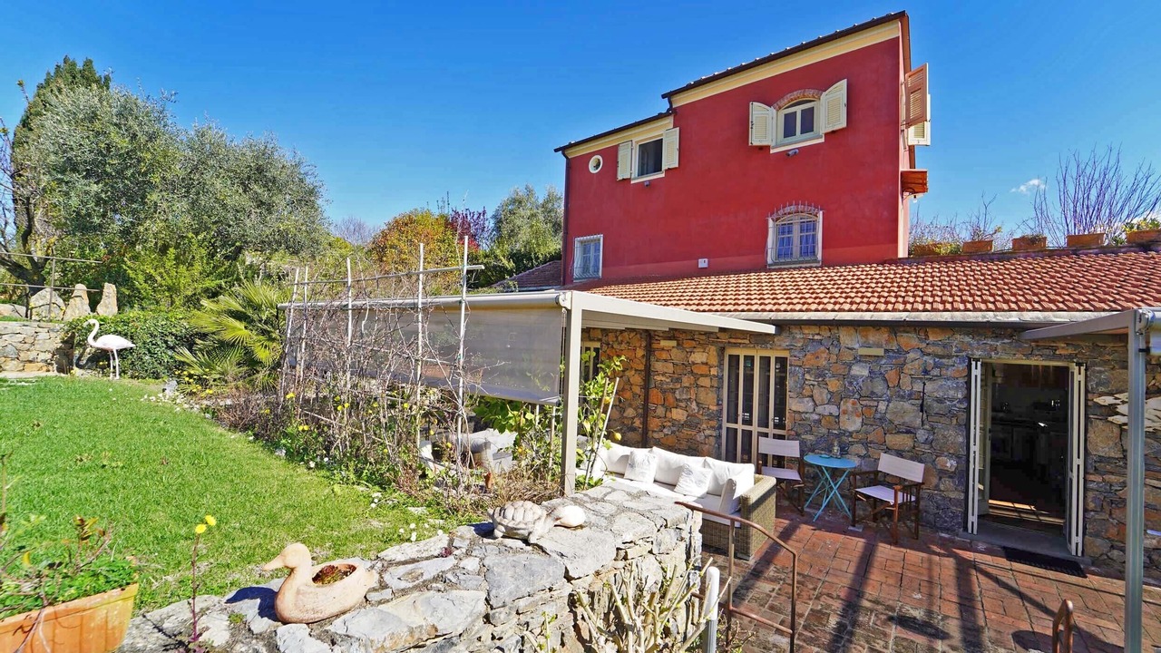 Photo of Patio Balcony in Montemarcello