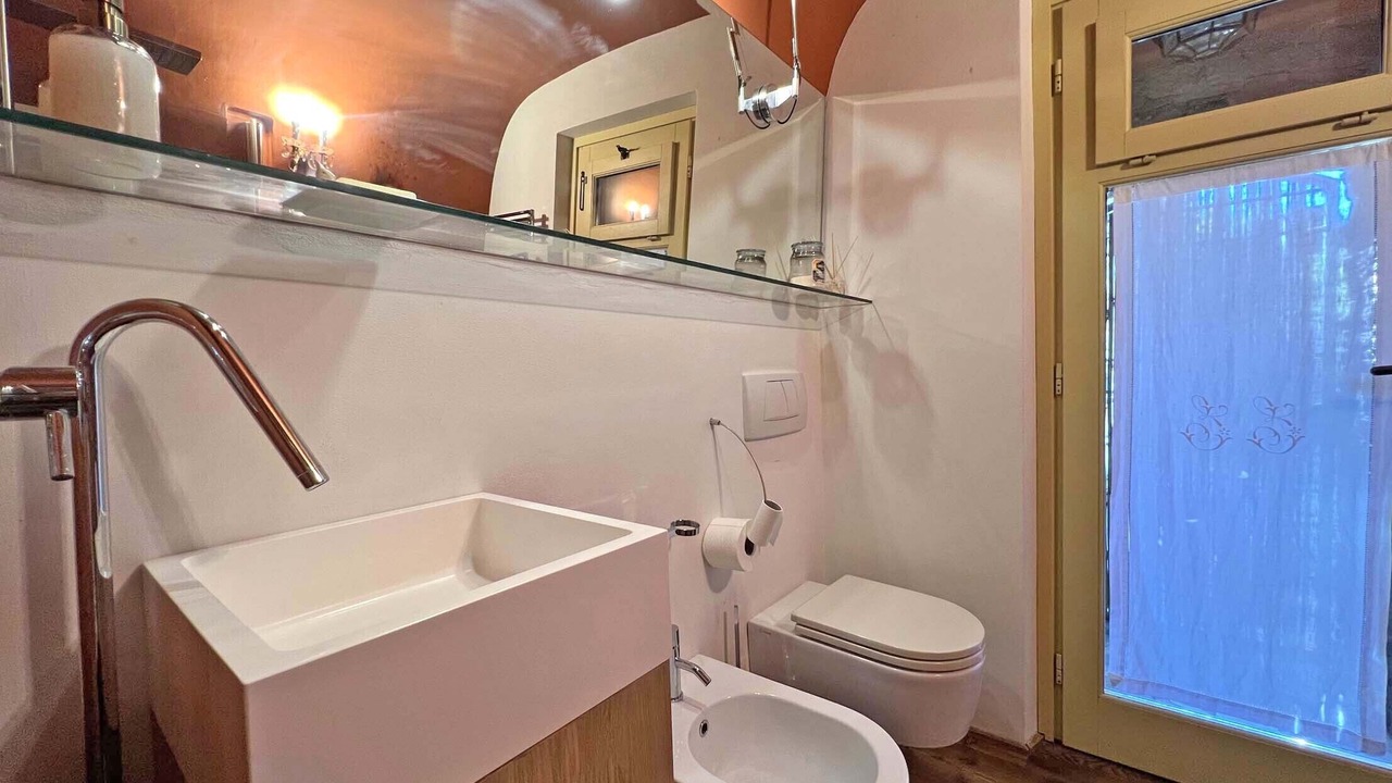 Photo of Bathroom in Montemarcello