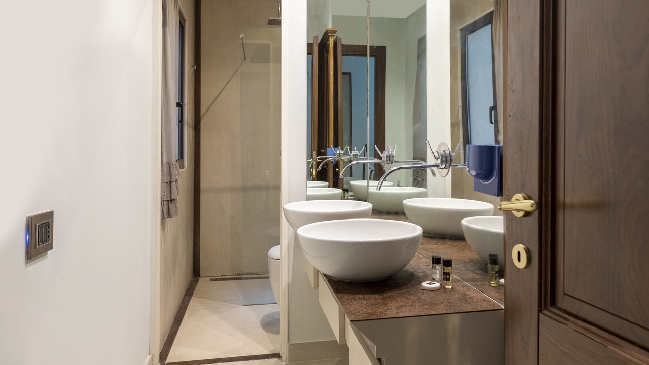 Photo of Bathroom in Repubblica