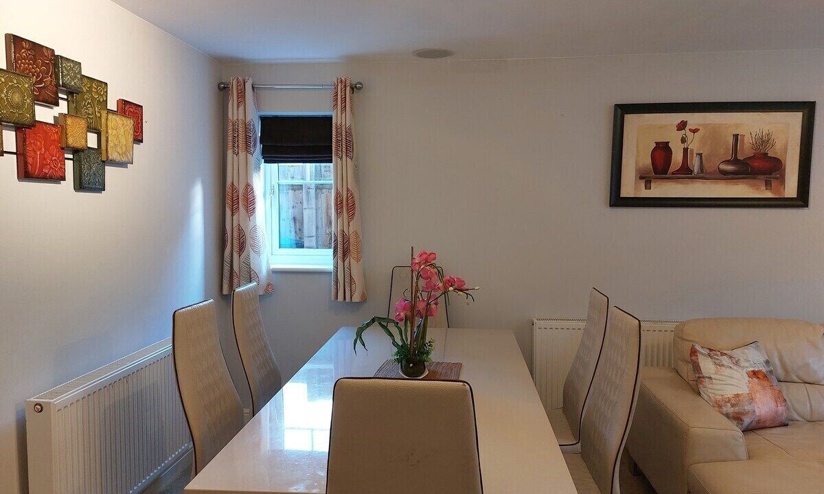Photo of Livingroom in Tilehurst