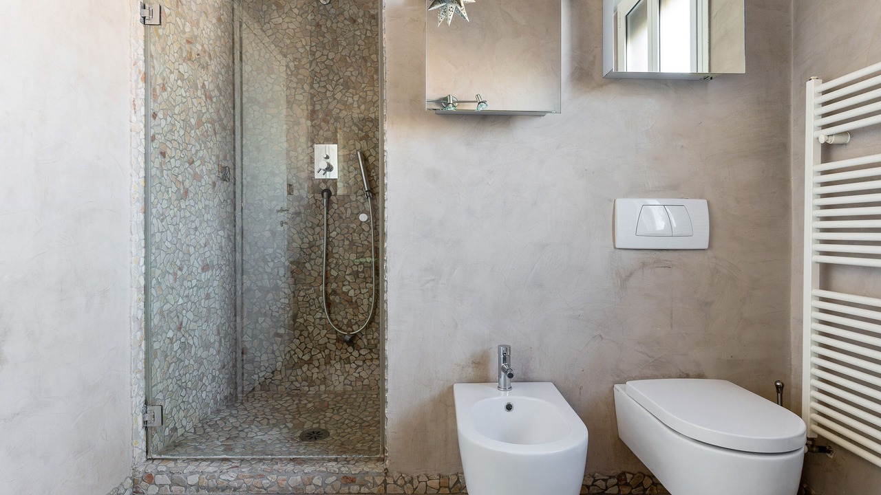 Photo of Bathroom in Navile