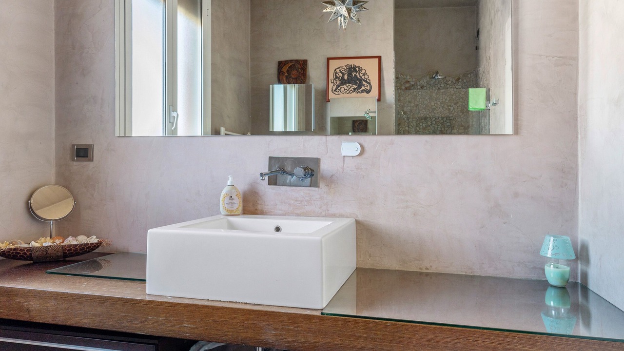 Photo of Bathroom in Navile