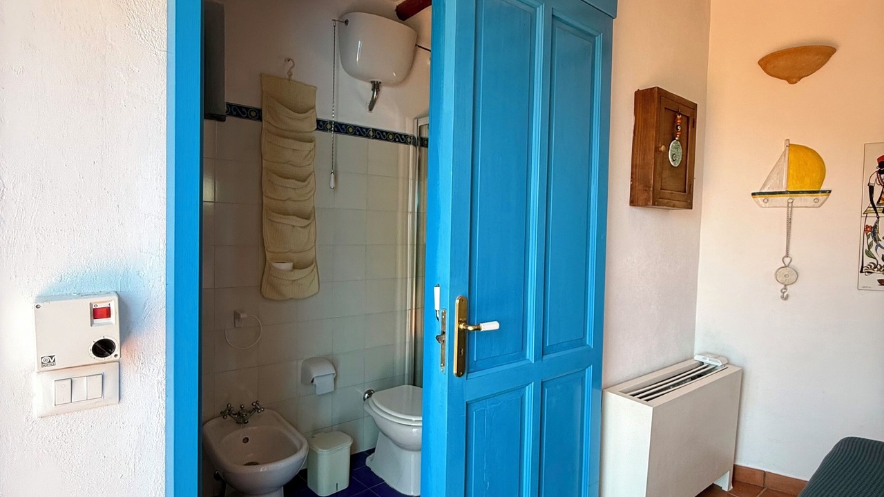 Photo of Bathroom in Malfa