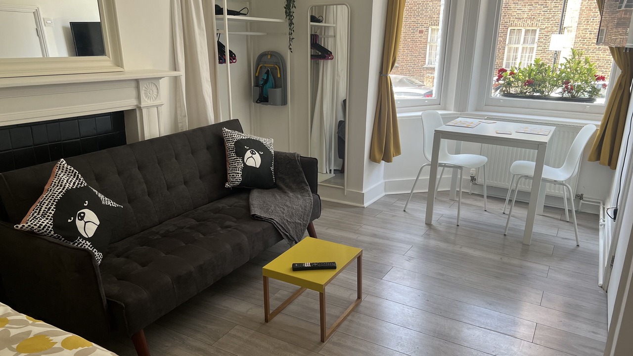 Photo of Livingroom in Camden
