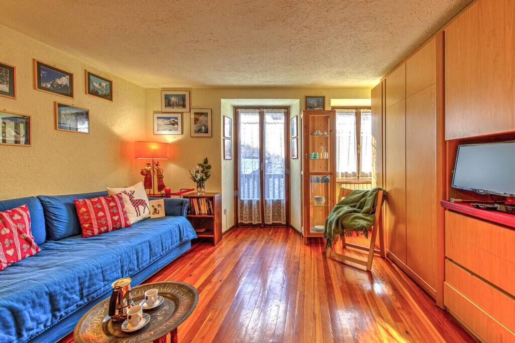Photo of Livingroom in Courmayeur