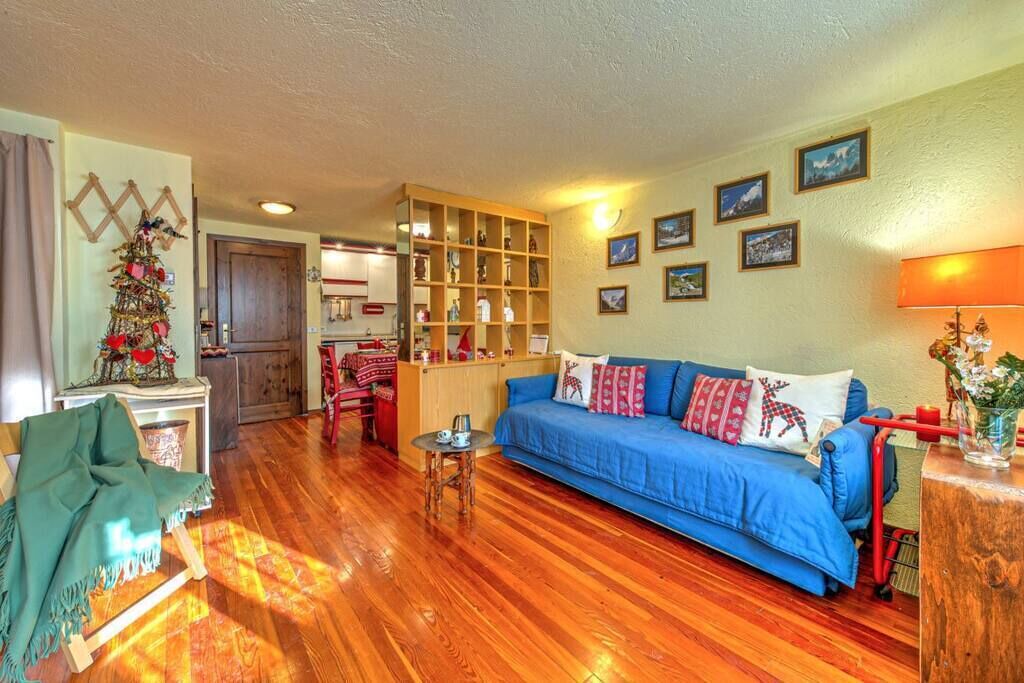 Photo of Livingroom in Courmayeur