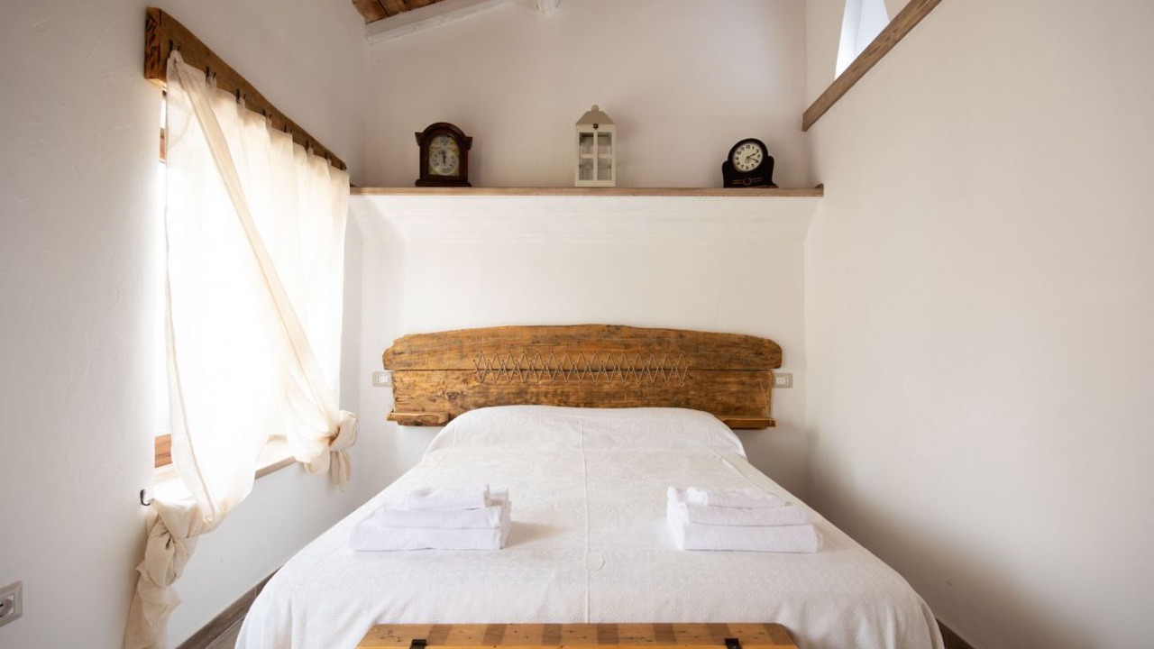 Photo of Bedroom in Oliena