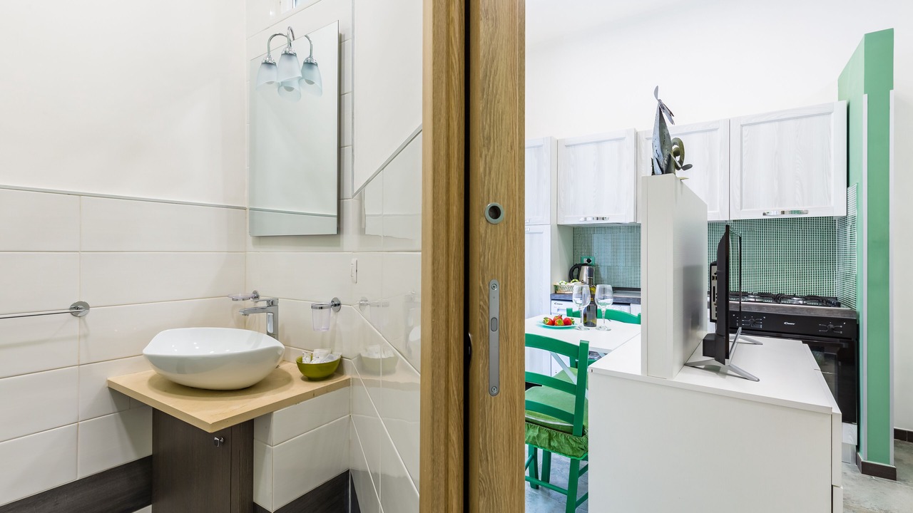 Photo of Bathroom in Quartieri Spagnoli