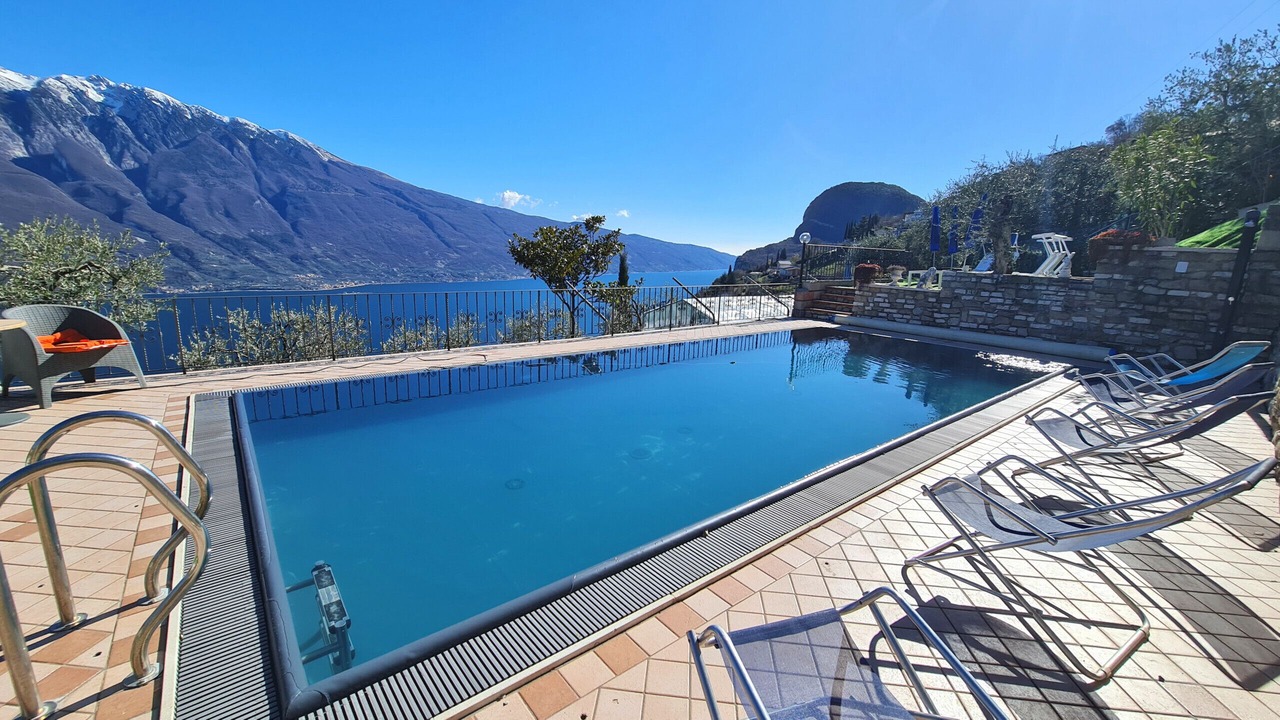 Photo of Outdoor in Arias