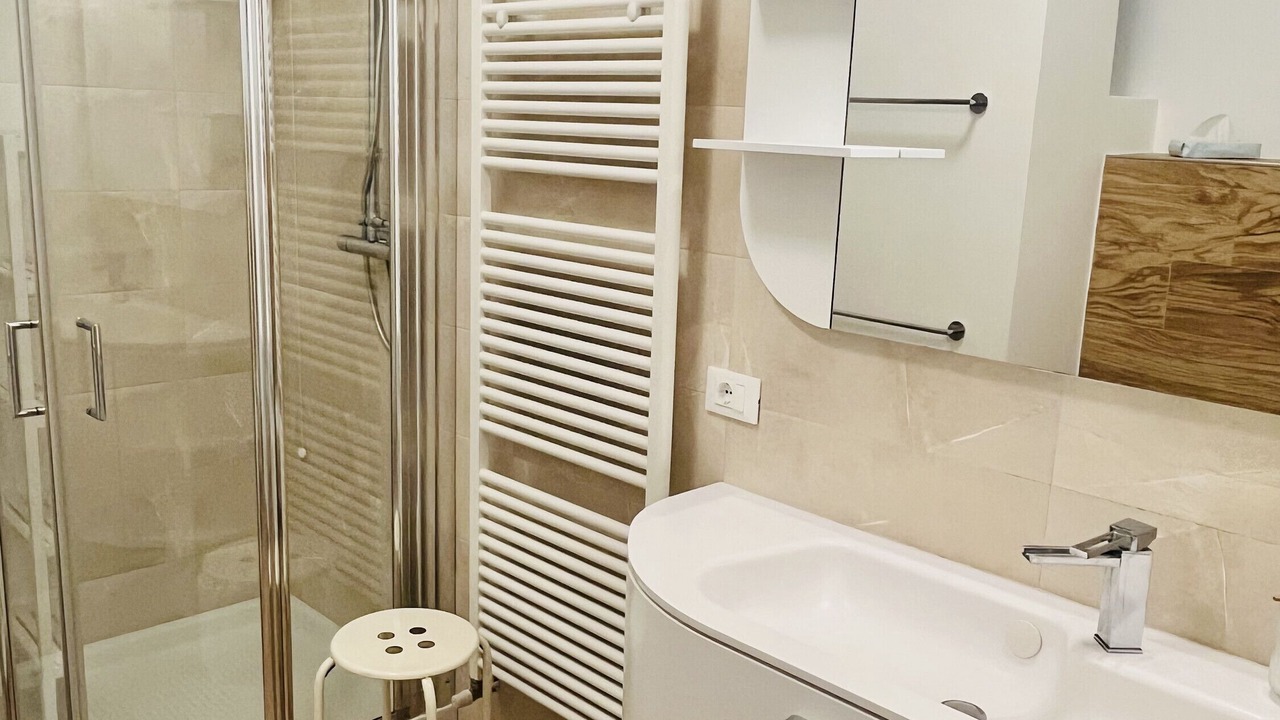 Photo of Bathroom in Aer