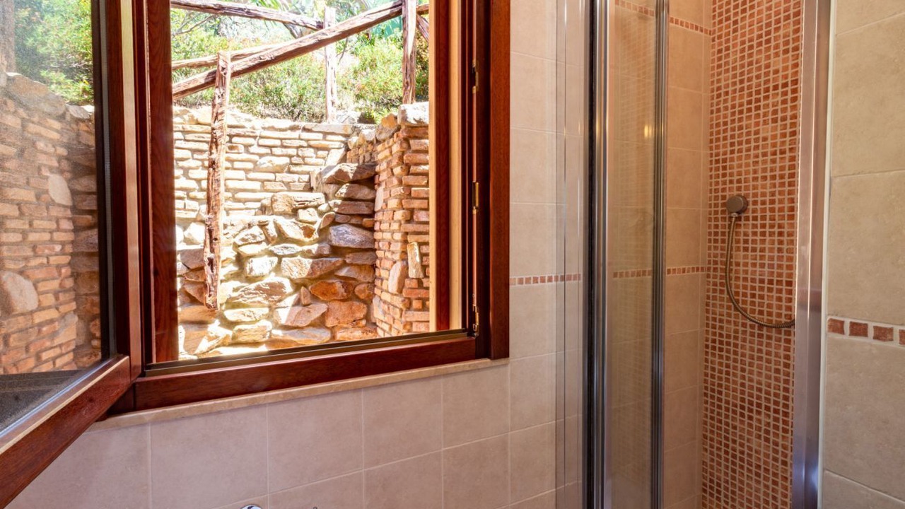 Photo of Bathroom in Torre dei Corsari
