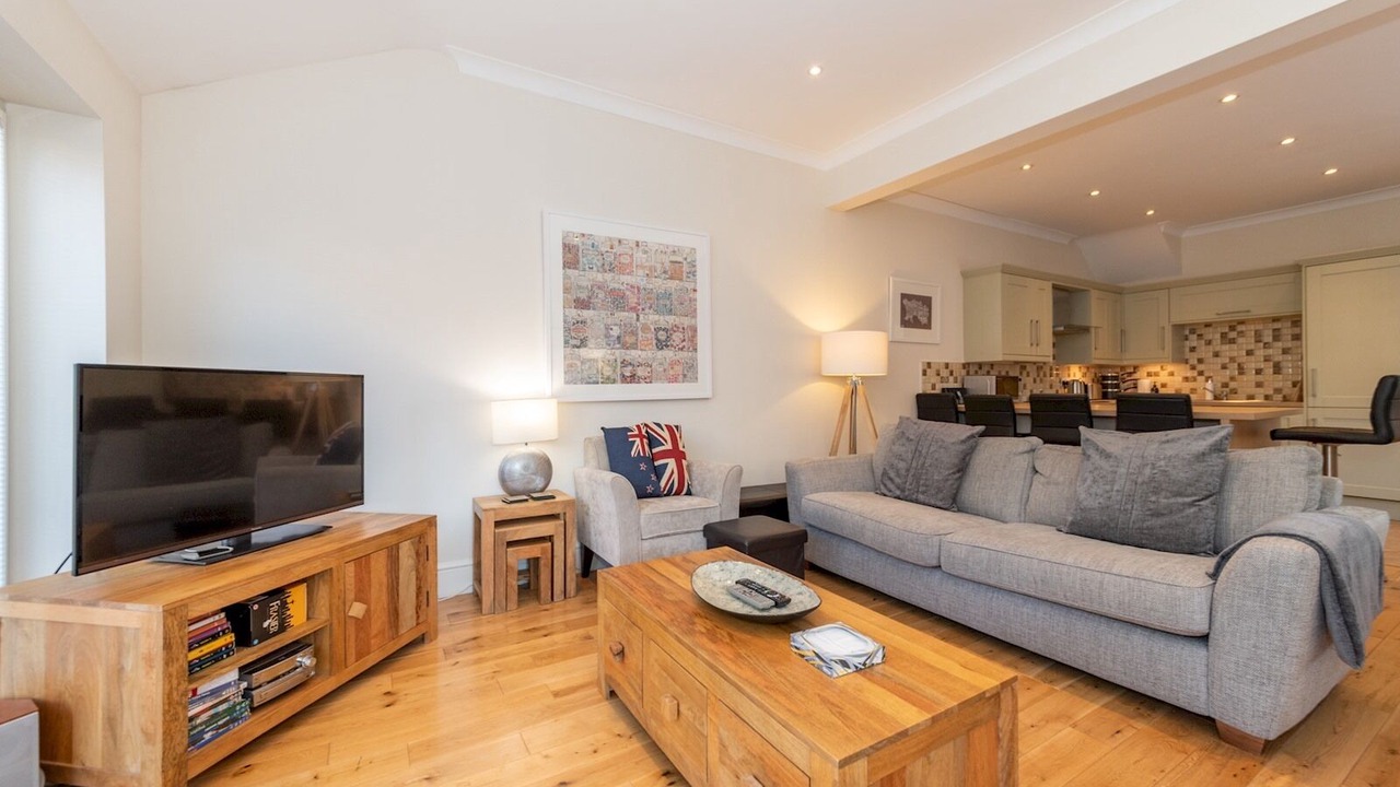 Photo of Livingroom in Reading