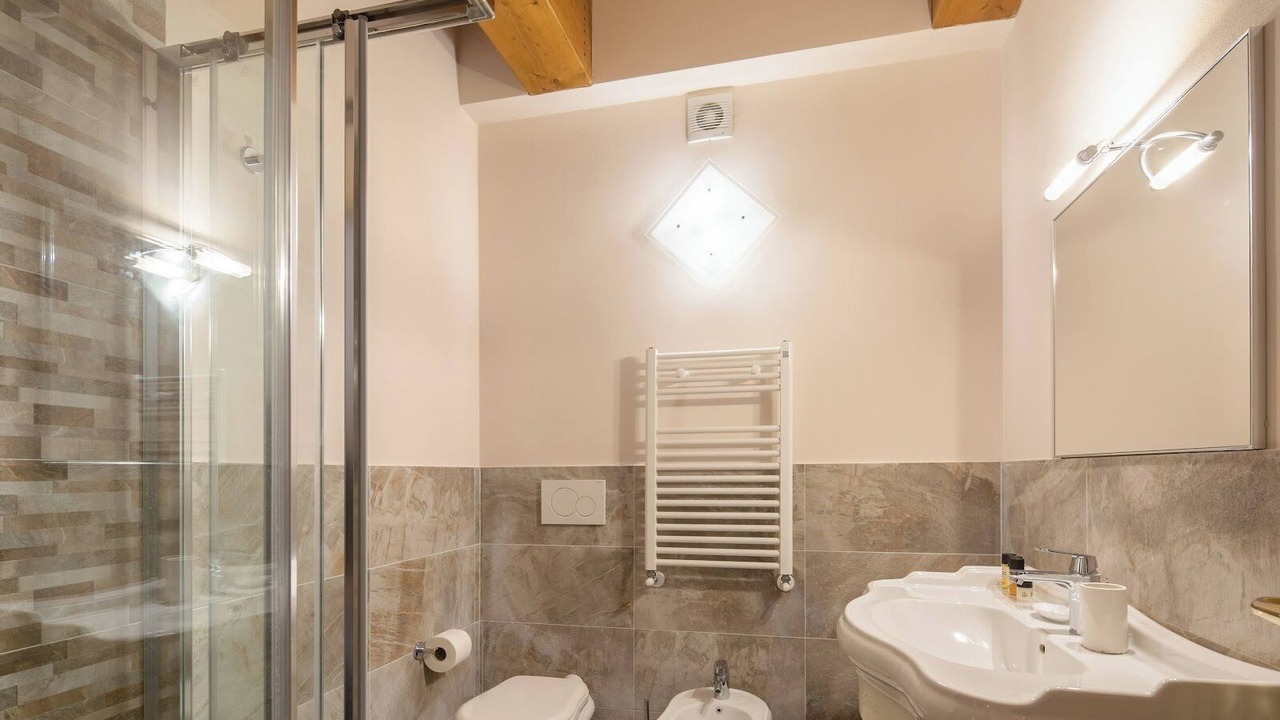Photo of Bathroom in Porrena