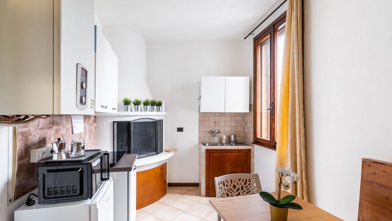 Photo of Kitchen in Peraga