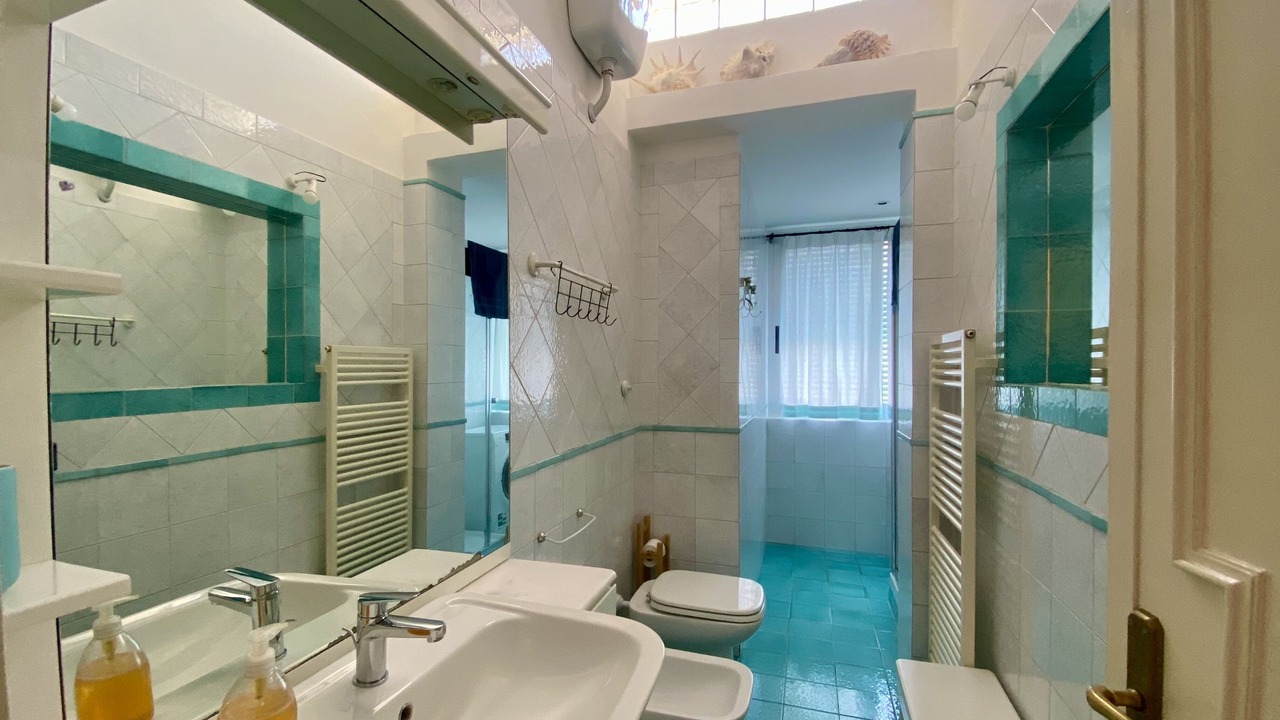 Photo of Bathroom in Careggi Rifredi