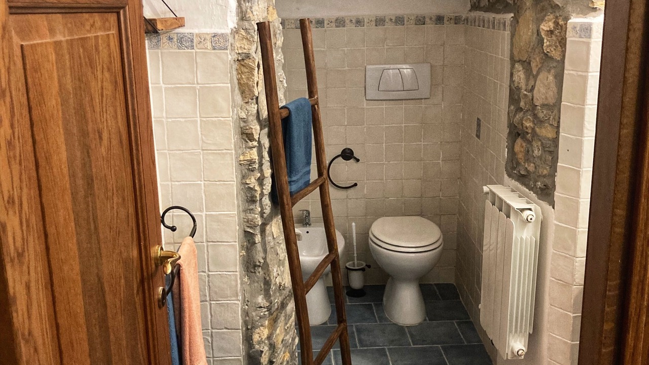 Photo of Bathroom in Arcola