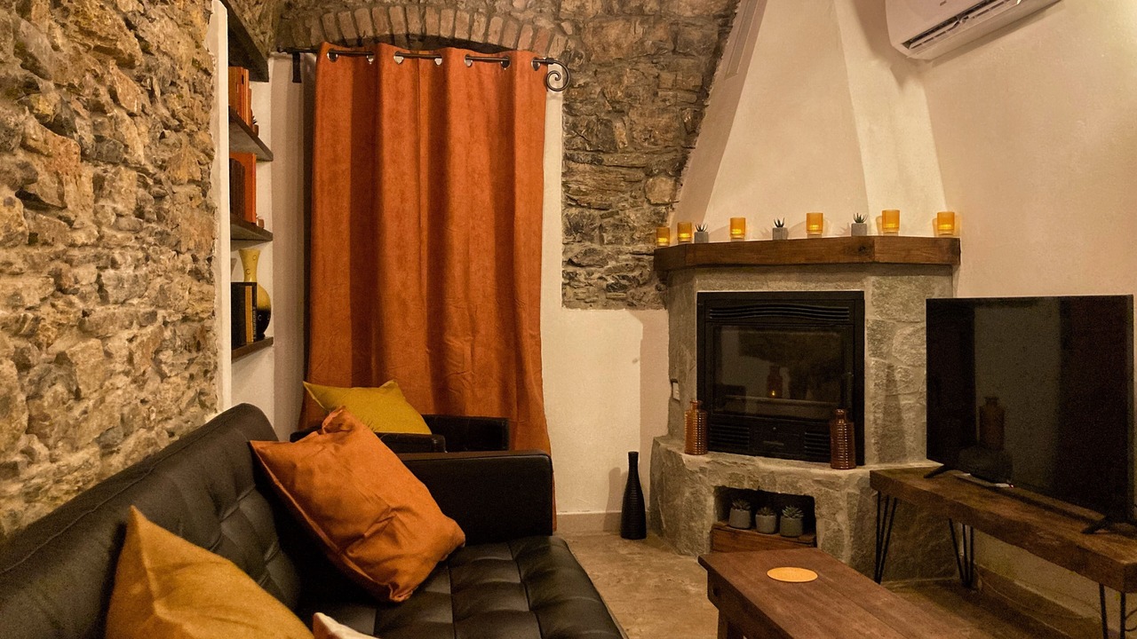 Photo of Livingroom in Arcola