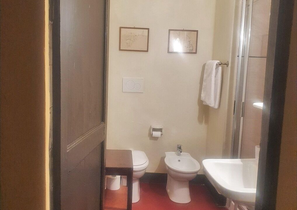 Photo of Bathroom in Saint-remy-de-provence
