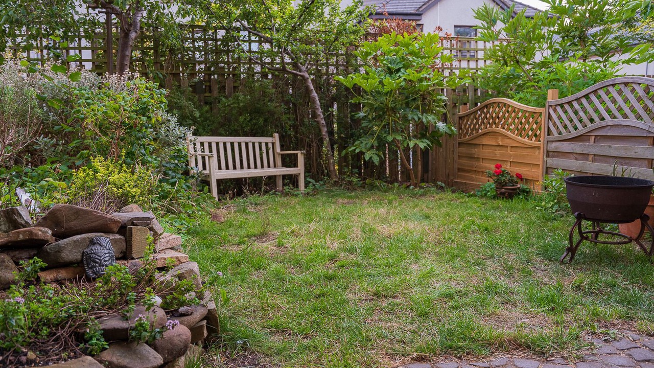Photo of Outdoor in Newington