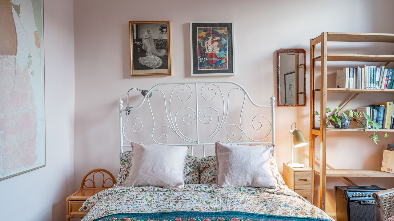 Photo of Bedroom in Newington