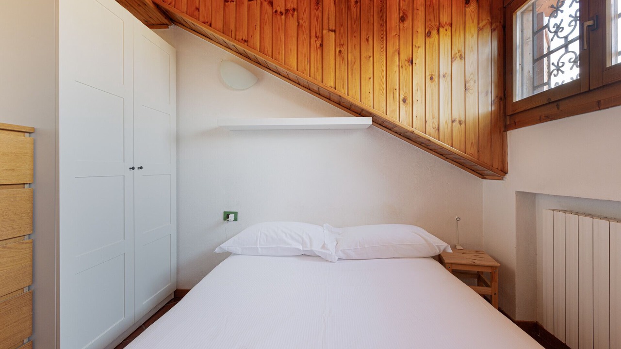 Photo of Bedroom in Acquabella