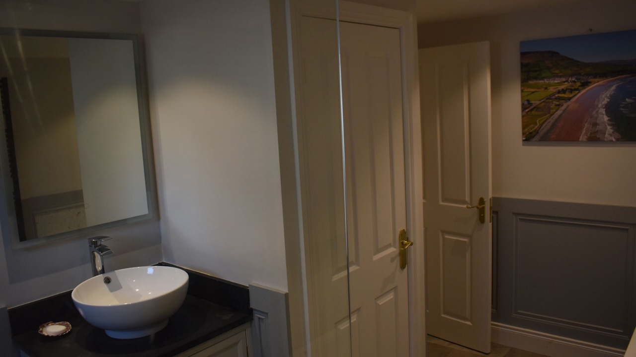 Photo of Bathroom in Waterfoot