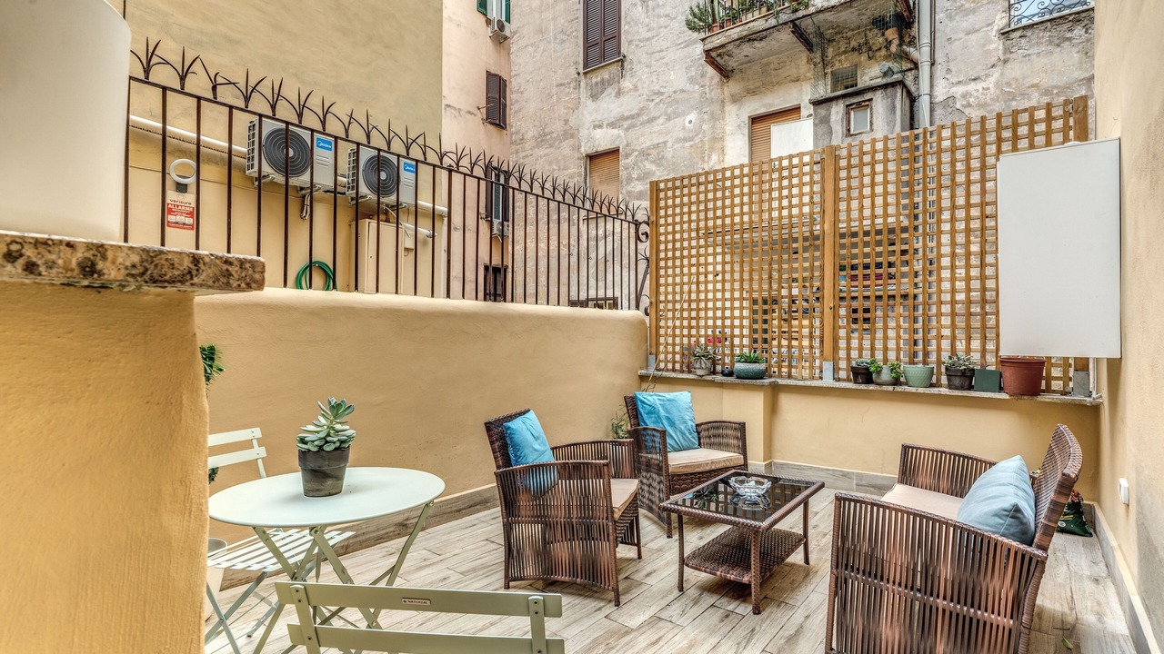 Photo of Outdoor in Esquilino