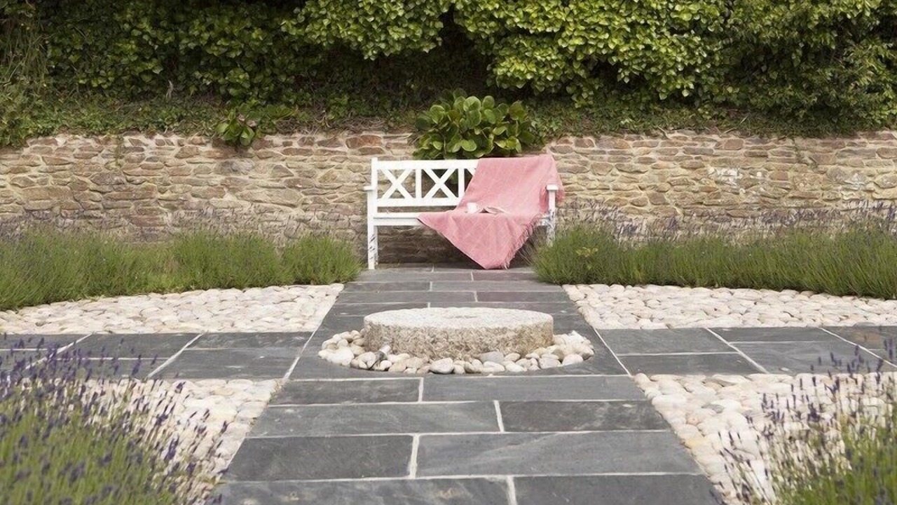 Photo of Outdoor in Rock