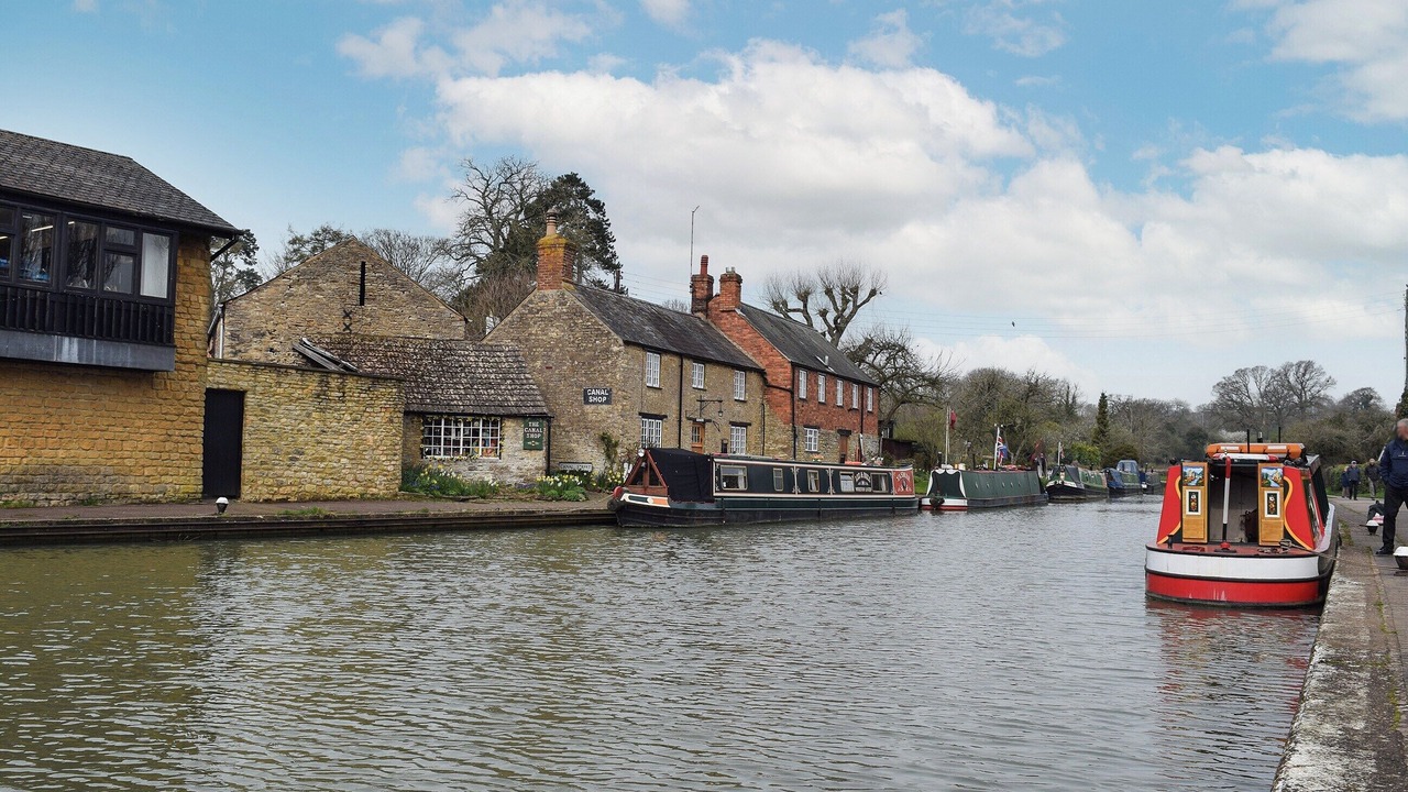 Photo of Others in Stoke Bruerne