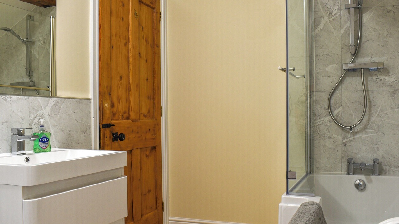 Photo of Bathroom in Hebden