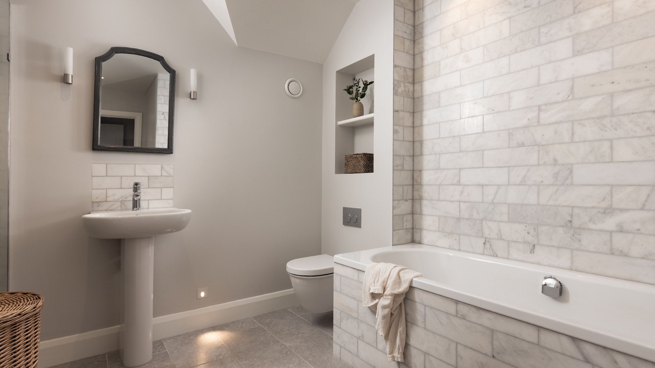 Photo of Bathroom in Constantine Bay