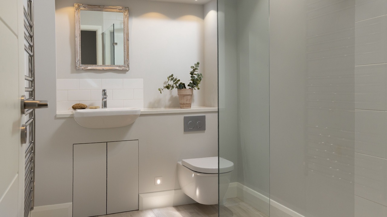 Photo of Bathroom in Constantine Bay