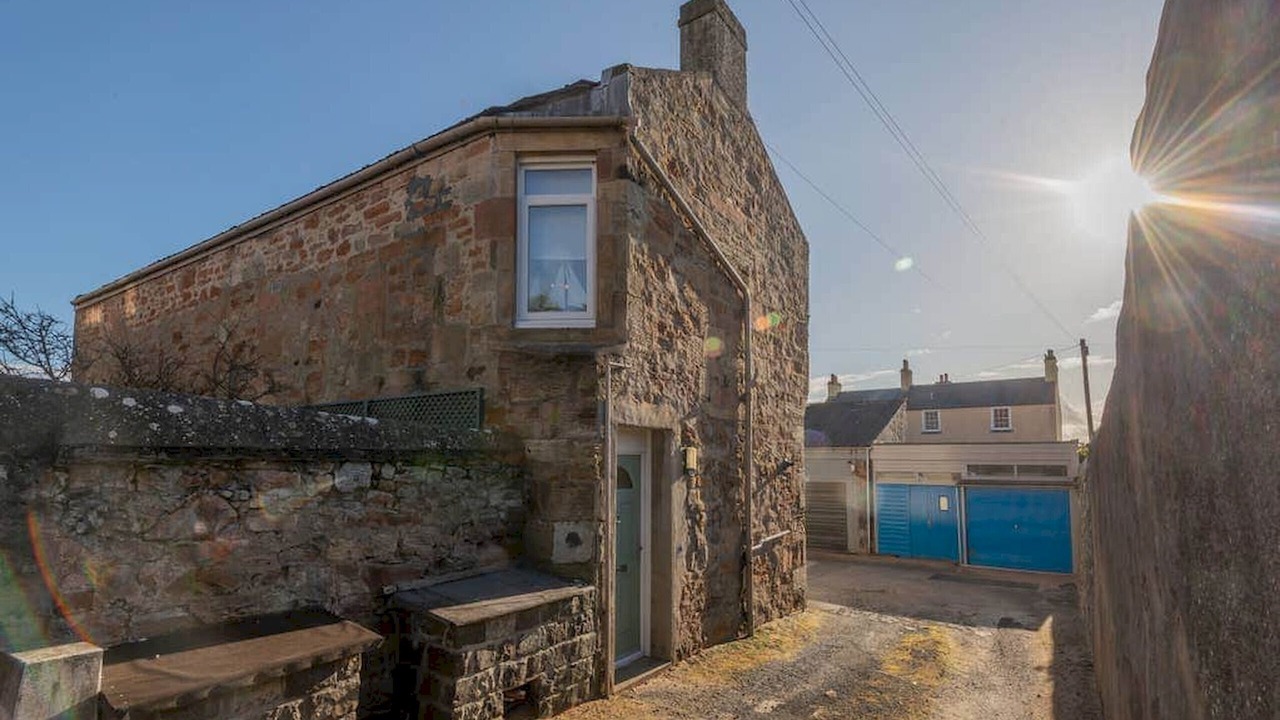 Photo of Outdoor in Leven