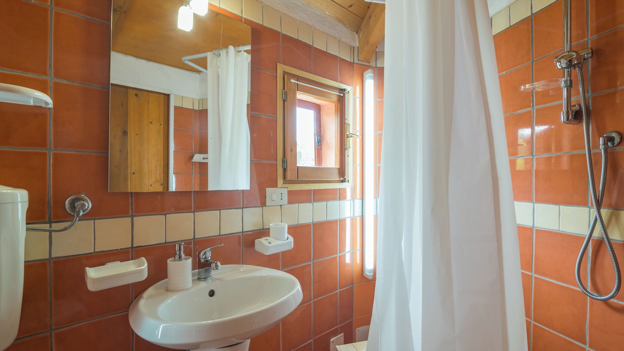 Photo of Bathroom in La Maddalena