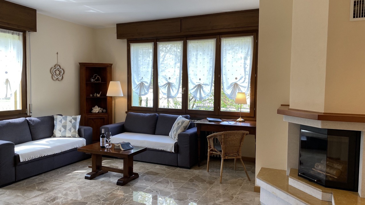 Photo of Livingroom in Crone