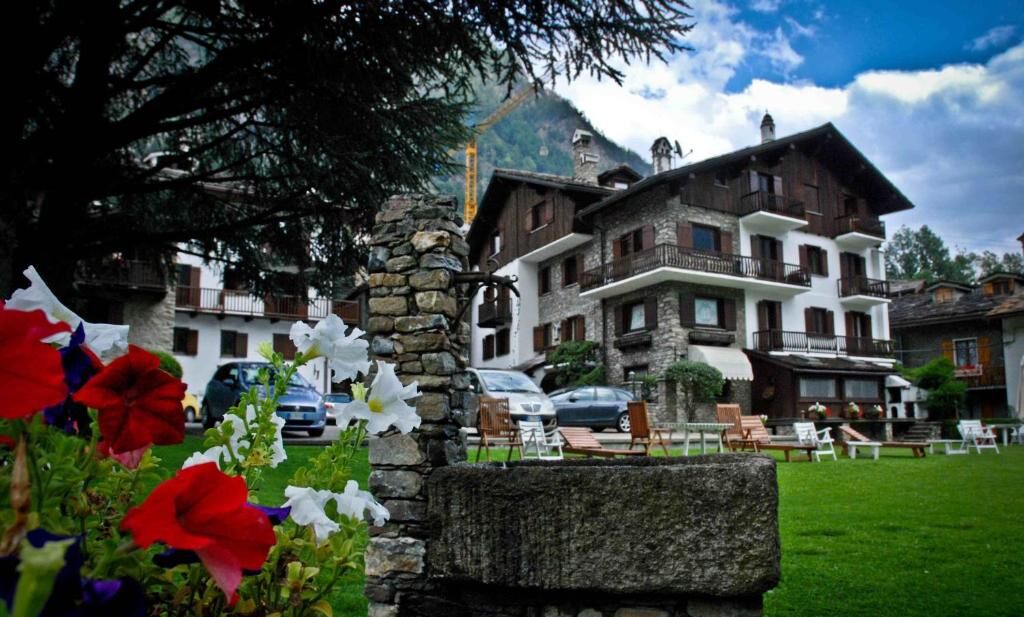 Photo of Outdoor in Pallusieux
