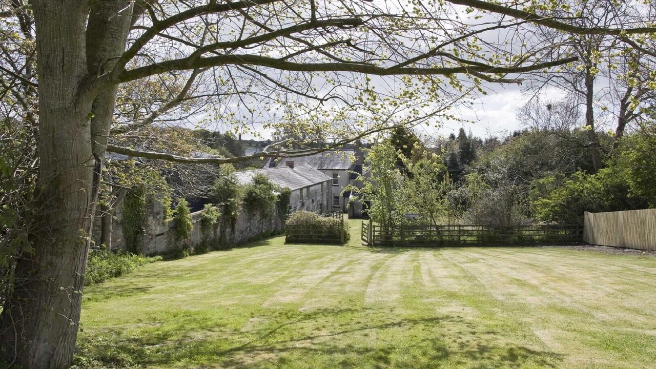 Photo of Outdoor in Annsborough