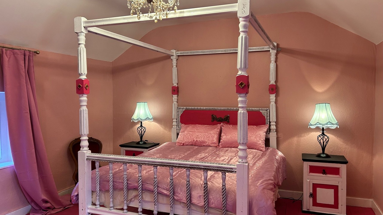 Photo of Bedroom in Annsborough