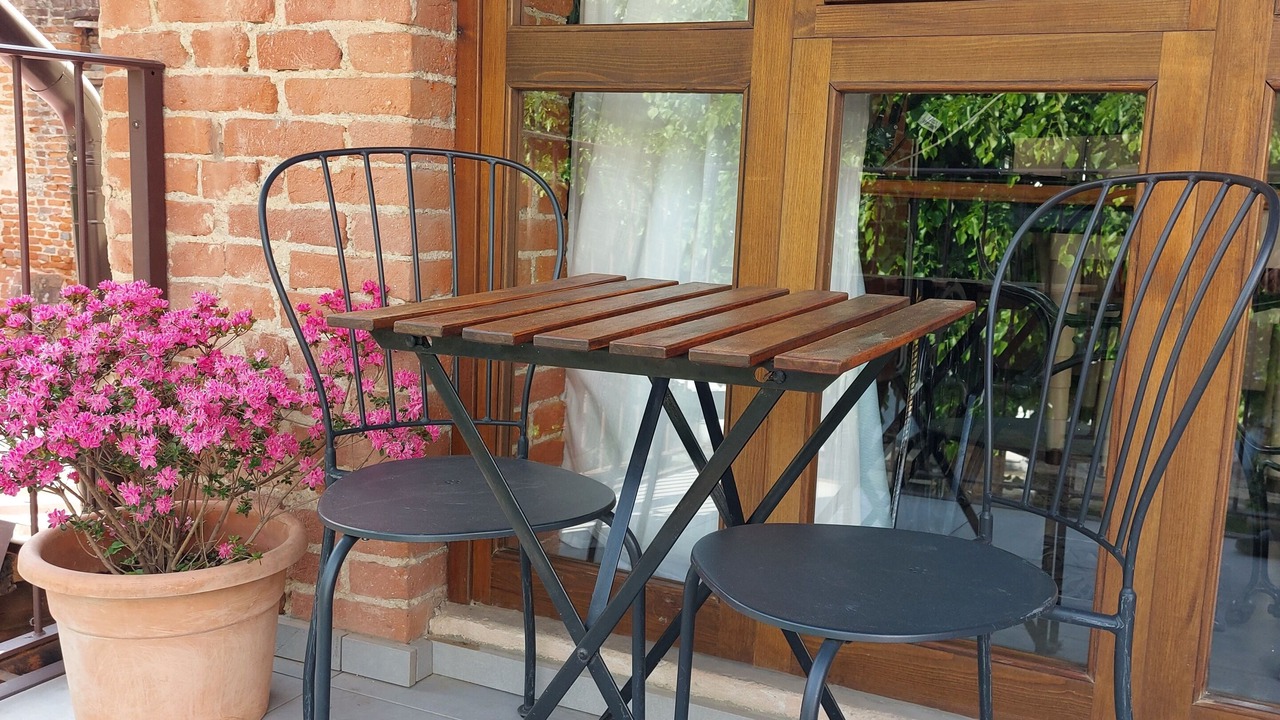 Photo of Outdoor in Bra