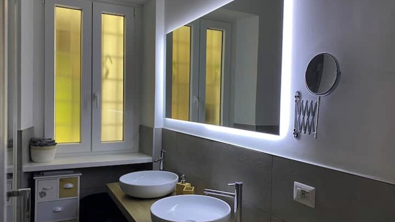 Photo of Bathroom in Esquilino