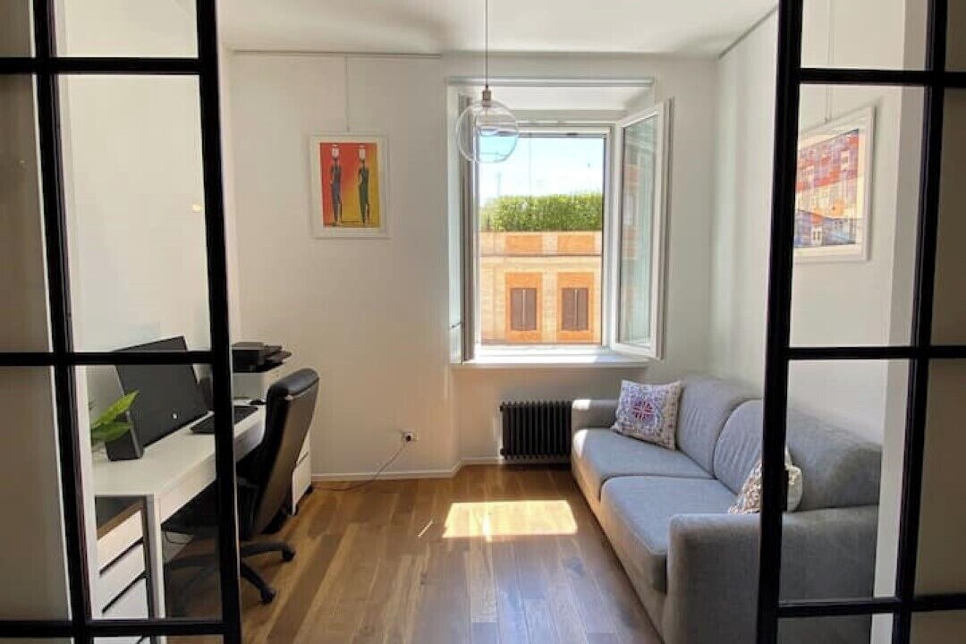 Photo of Livingroom in Esquilino
